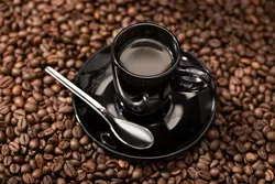 Revisin De 5 Diferentes Granos De Caf Espresso Cubiertos De Chocolate
